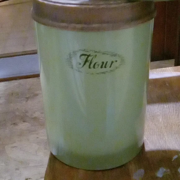 Vintage 4 PC canister set - Picture 2 of 7